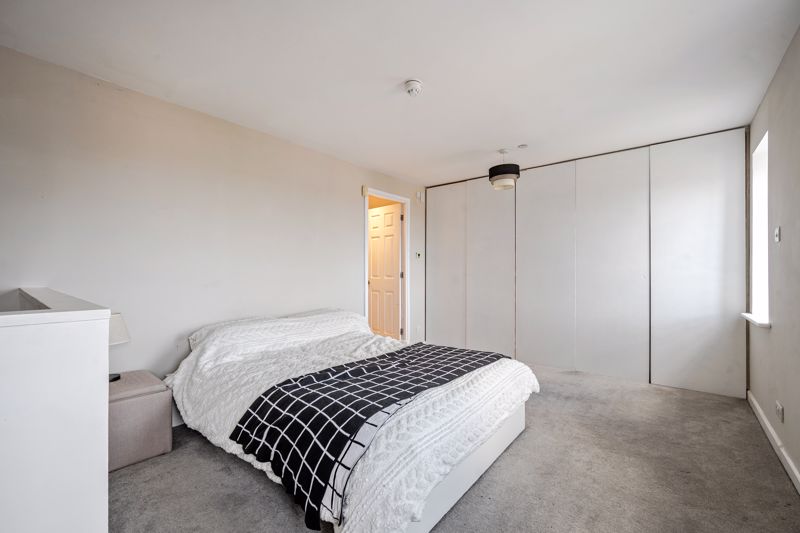 Bedroom- click for photo gallery